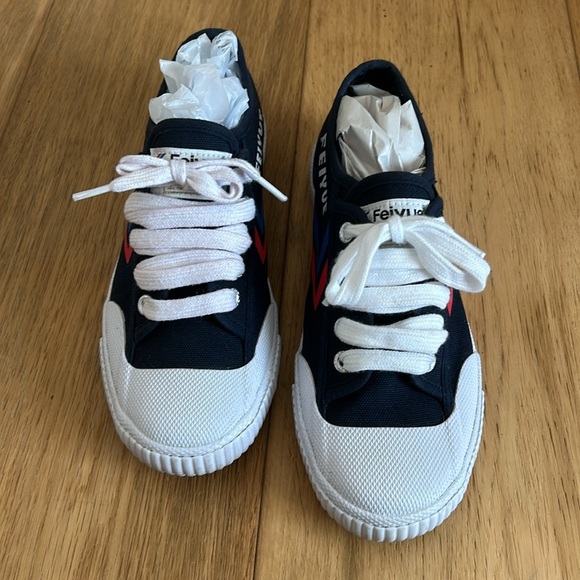 Feiyue 1920s Navy Canvas Sneakers – 7W / EUR 38 Heritage Style - Picture 3 of 13